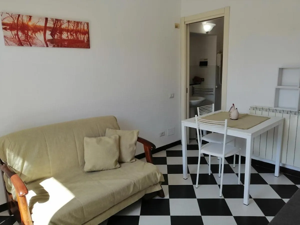 Affittacamere Mariella Λεβάντο 0*,  Ιταλία